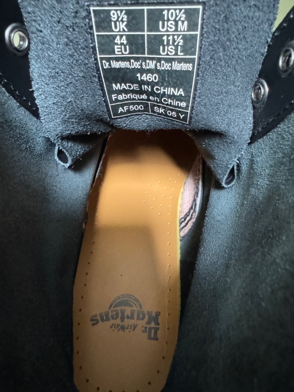 Dr. Martens Doc Black Leather 8-Eye Lace-Up Boots Yellow Welt 10.5 M sz 44 new - Picture 7 of 11